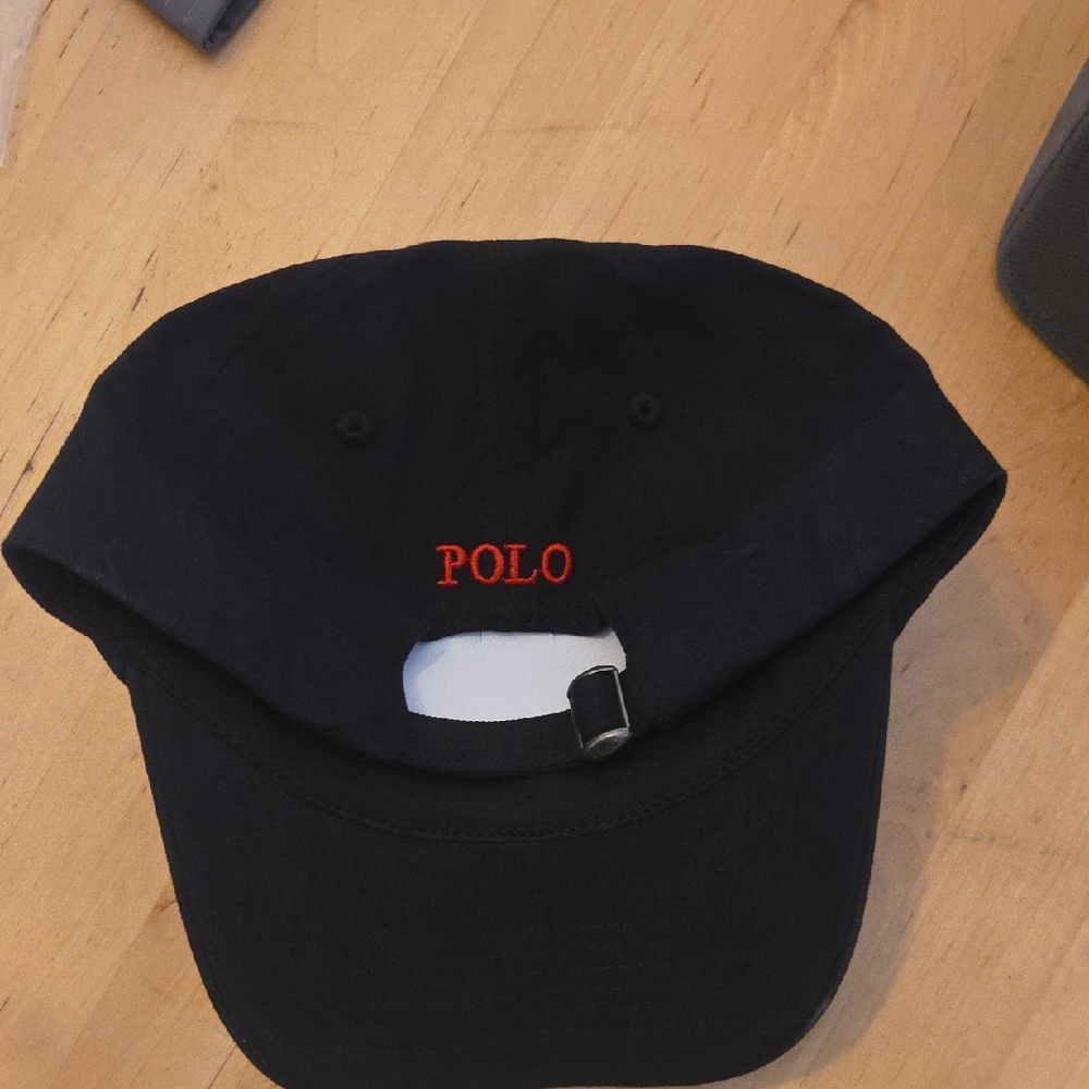 Ralph Lauren Black Cap with Red Logo - Picture 3 of 4